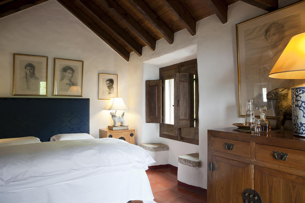 Convento Sao Saturnino Hotel Коларес Стая снимка